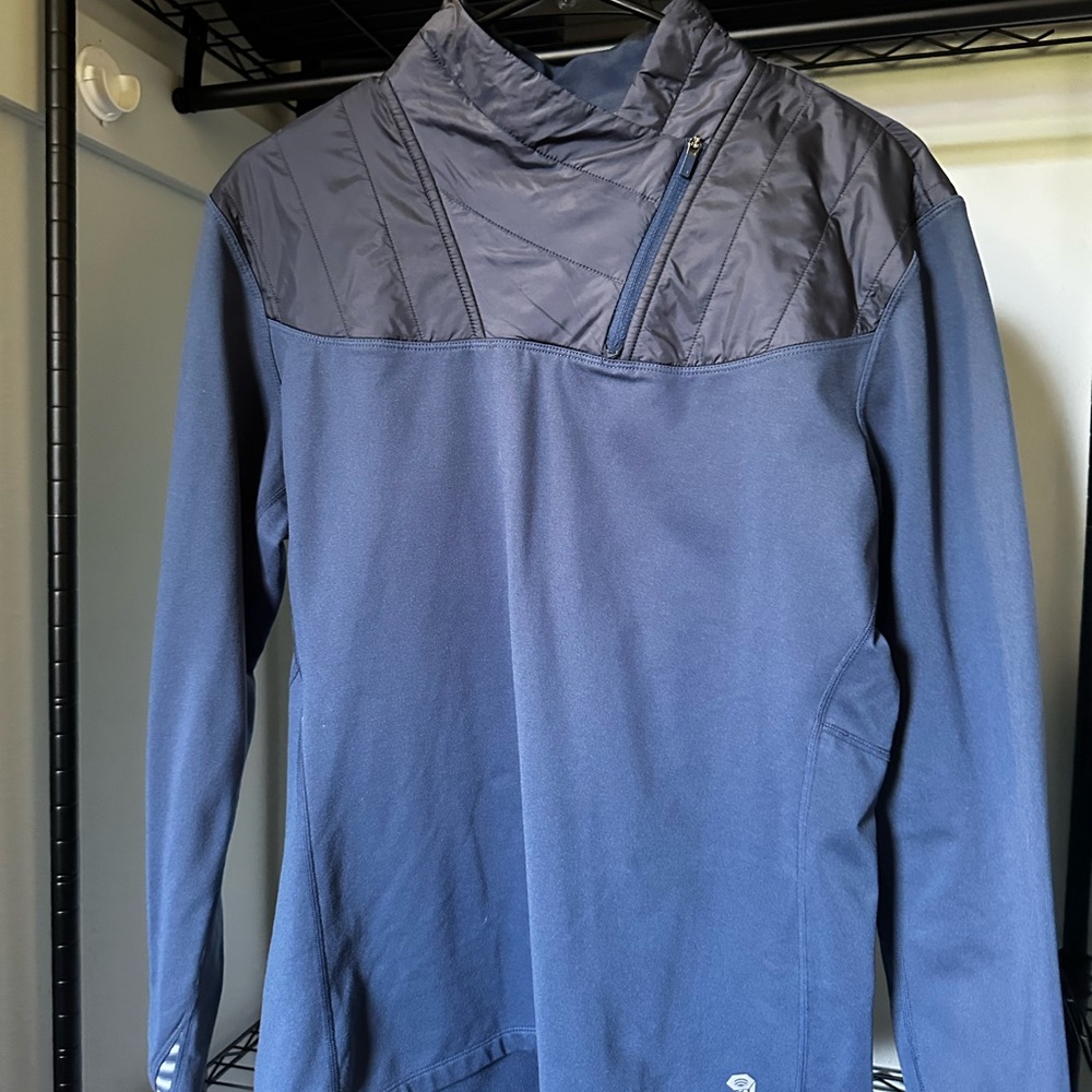 Mountain Hardwear Navy Sweatshirt